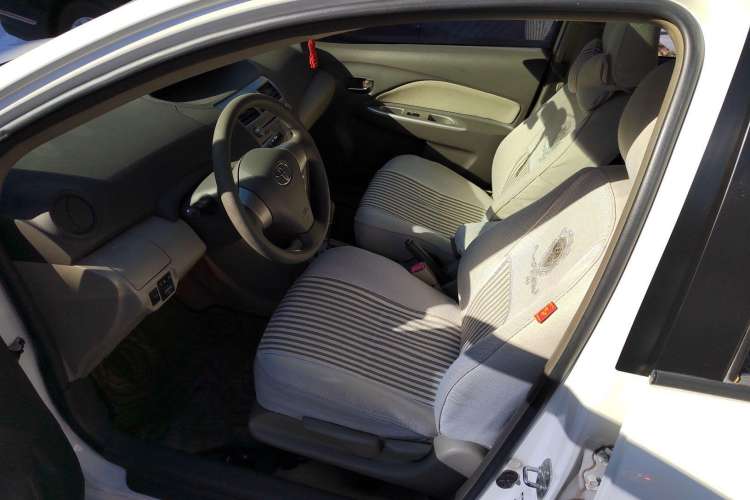 Used Toyota Vios 2011 1.6L GL-i Sunroof Version AT Driver Seat