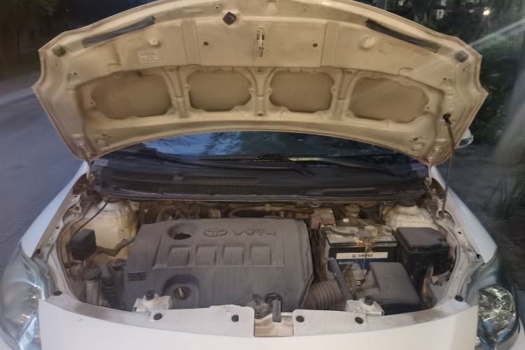 Used Toyota Vios 2011 1.6L GL-i Sunroof Version AT Engine Bay