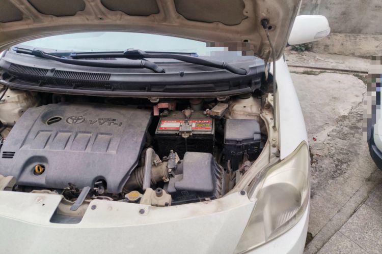 Used Toyota Vios 2011 1.6L GL-i Sunroof Version AT Engine Bay Left