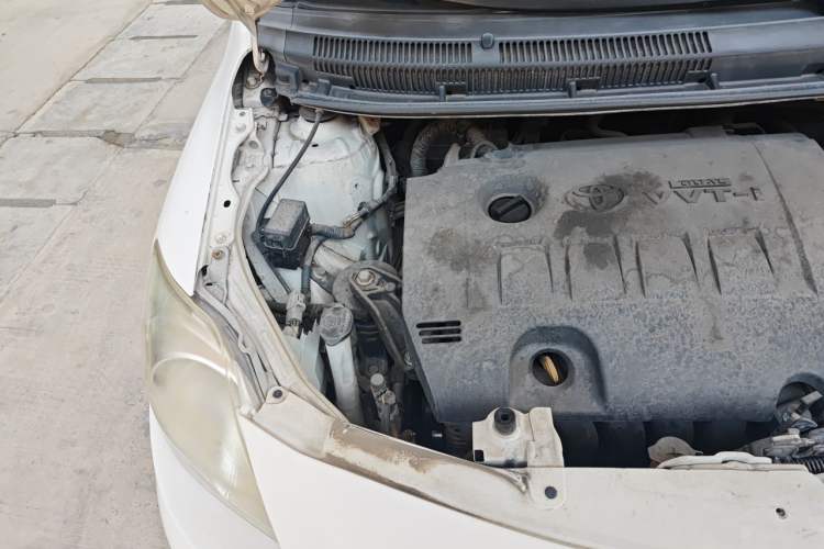 Used Toyota Vios 2011 1.6L GL-i Sunroof Version AT Engine Bay Right