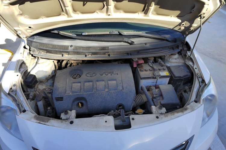 Used Toyota Vios 2011 1.6L GL-i Sunroof Version AT Engine Bay