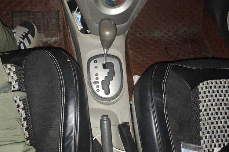 Used Toyota Vios 2011 1.6L GL-i Sunroof Version AT Gear Lever