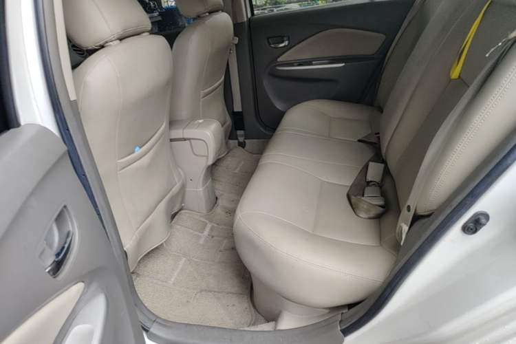 Used Toyota Vios 2011 1.6L GL-i Sunroof Version AT Left Rear Seat