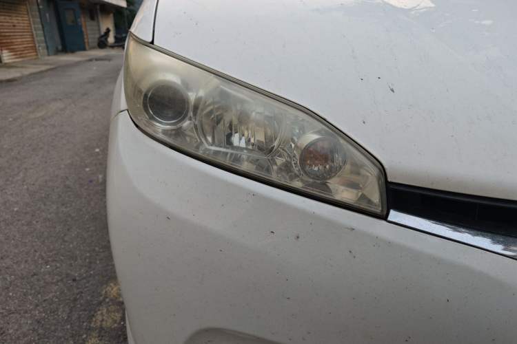 Used Toyota Vios  Right Front Headlight