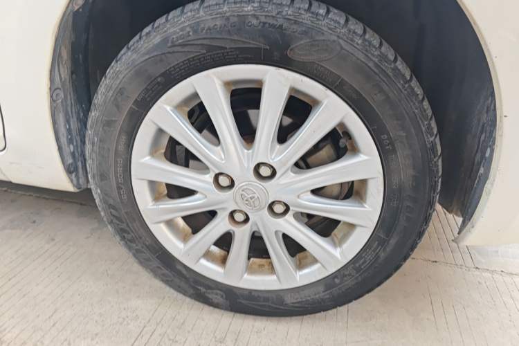 Used Toyota Vios 2011 1.6L GL-i Sunroof Version AT Right Front Wheel Hub