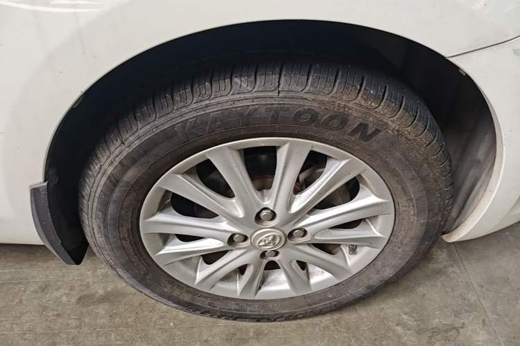 Used Toyota Vios 2011 1.6L GL-i Sunroof Version AT Right Front Wheel Hub