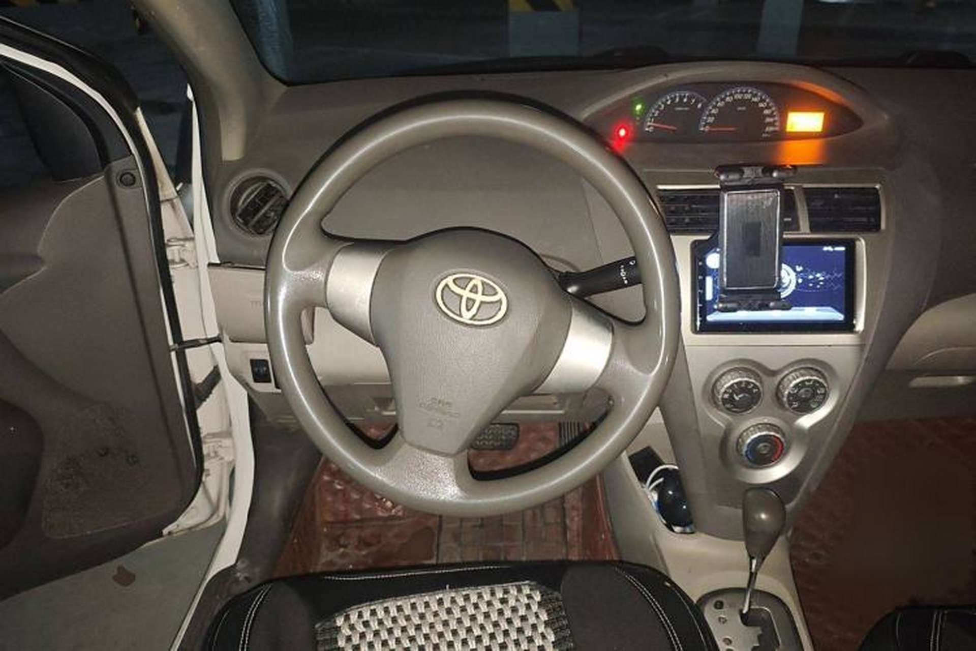 Used Toyota Vios 2011 1.6L GL-i Sunroof Version AT Steering Wheel