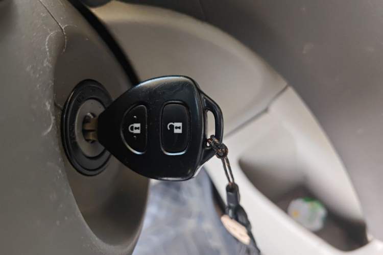 Used Toyota Vios 2011 1.6L GL-i Sunroof Version AT Vehicle Key