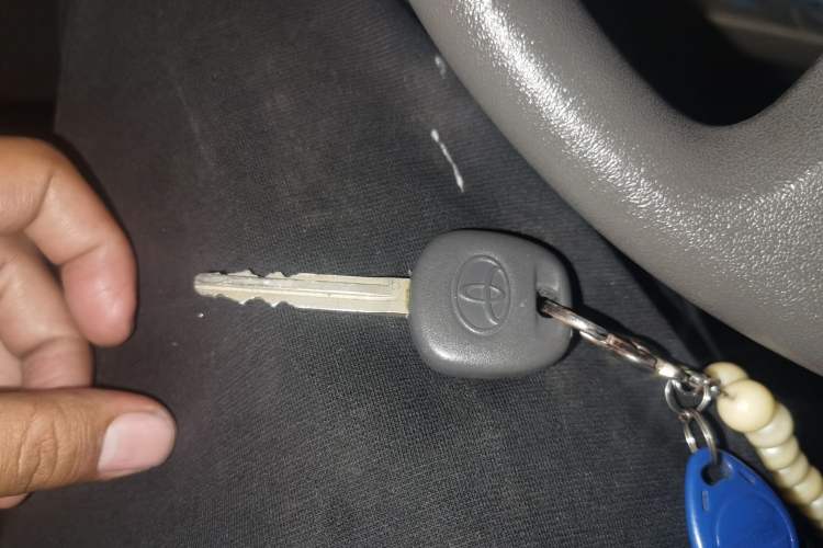 Used Toyota Vios 2011 1.6L GL-i Sunroof Version AT Vehicle Key