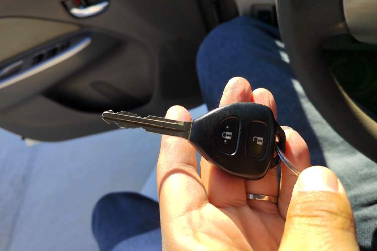 Used Toyota Vios 2011 1.6L GL-i Sunroof Version AT Vehicle Key