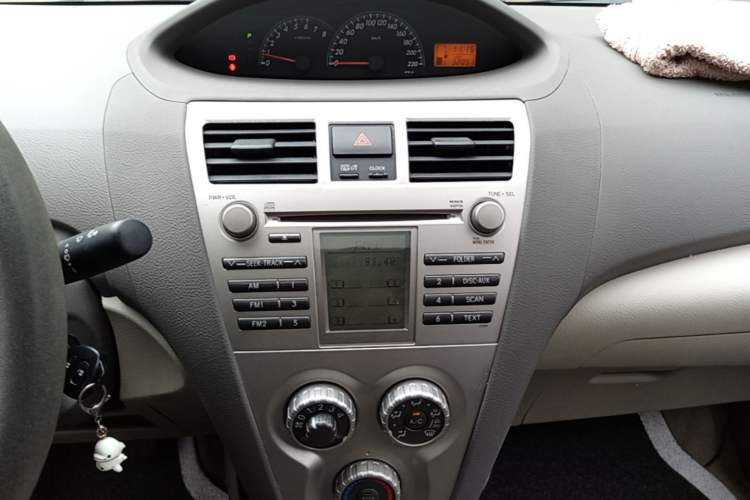 Used Toyota Vios 2013 Special Edition 1.6L GL-i Model with Sunroof Automatic Transmission Audio And AC Panel