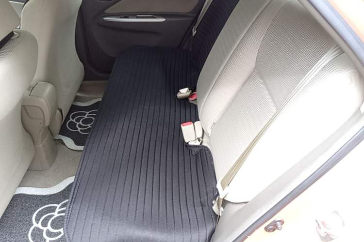Used Toyota Vios 2013 Special Edition 1.6L GL-i Model with Sunroof Automatic Transmission Left Rear Seat