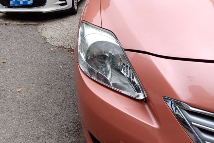 Used Toyota Vios 2013 Special Edition 1.6L GL-i Model with Sunroof Automatic Transmission Right Front Headlight