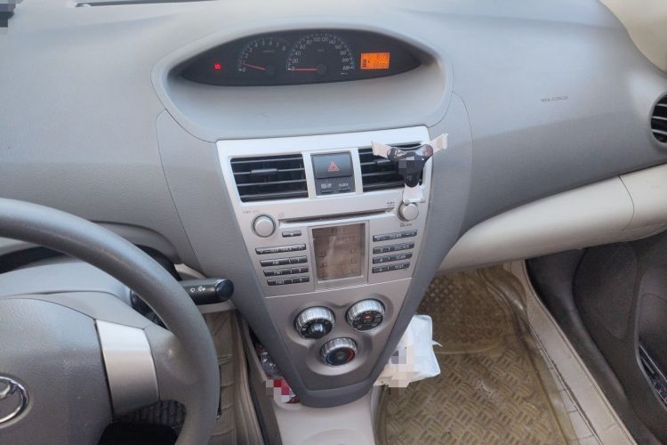 Used Toyota Vios 2013 Special Edition 1.6L GL-i Model with Sunroof Manual Transmission Audio And AC Panel