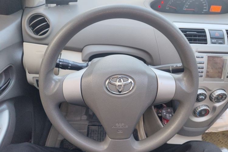 Used Toyota Vios 2013 Special Edition 1.6L GL-i Model with Sunroof Manual Transmission Steering Wheel