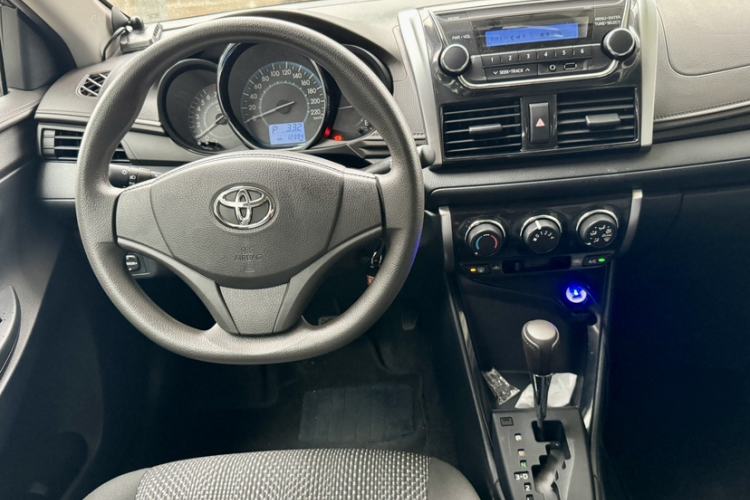 Used Toyota Vios 2014 1.5L Automatic ZhiZhen Edition Audio And AC Panel