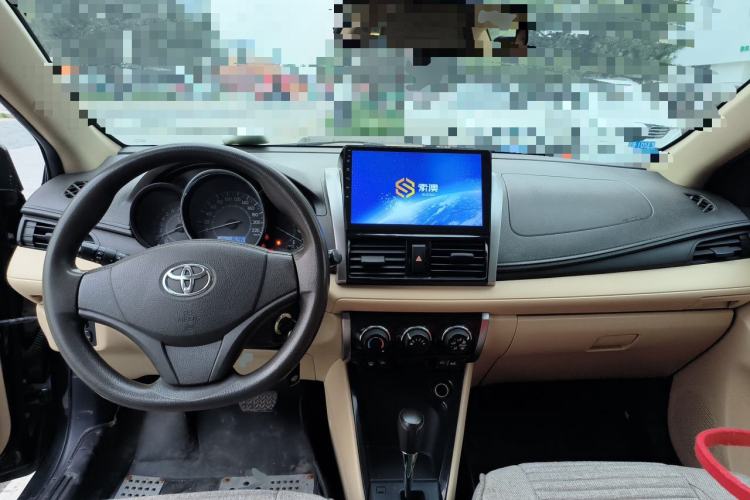 Used Toyota Vios 2014 1.5L Automatic ZhiZhen Edition Center Console