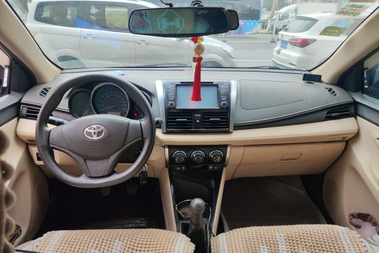Used Toyota Vios 2014 1.5L Manual ZhiZhen Edition Center Console