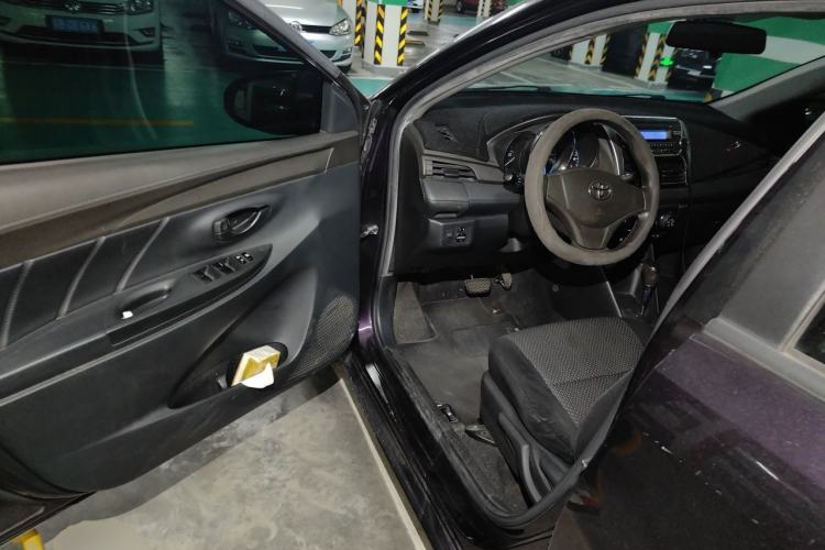 Used Toyota Vios 2014 1.3L Automatic Standard Edition Driver Seat