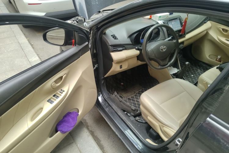 Used Toyota Vios 2014 1.3L Manual Value Edition Driver Seat