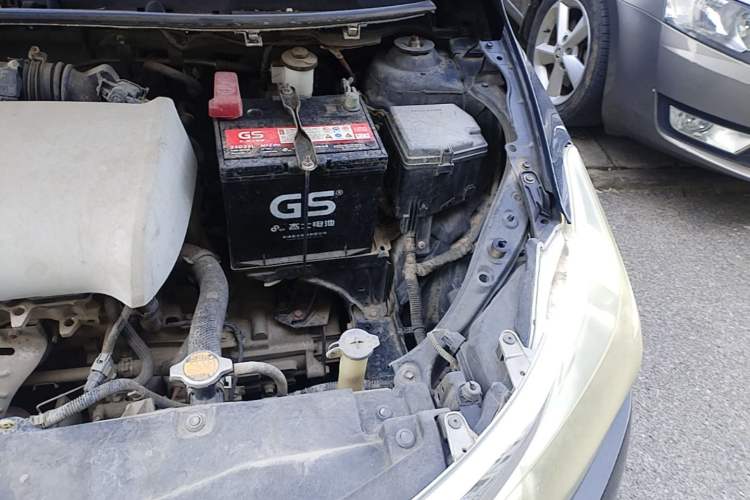 Used Toyota Vios 2014 1.5L Manual ZhiZhen Edition Engine Bay Left