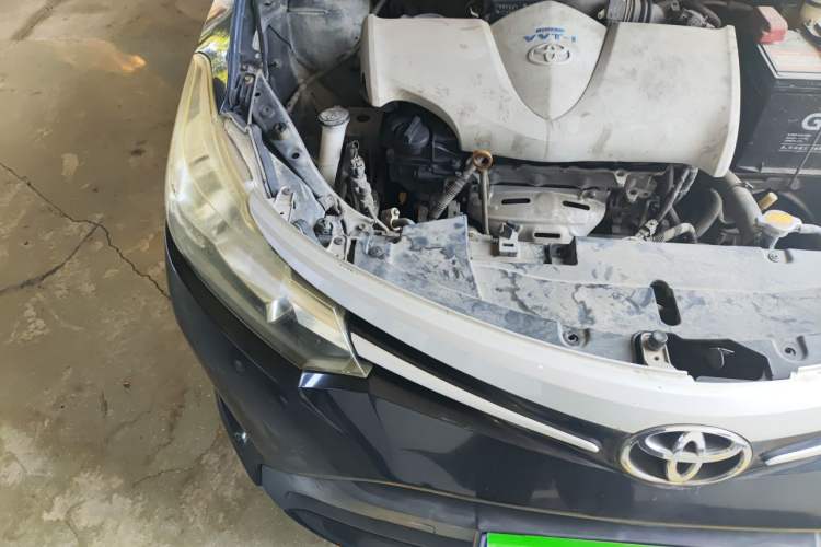Used Toyota Vios 2014 1.3L Automatic Standard Edition Engine Bay Right