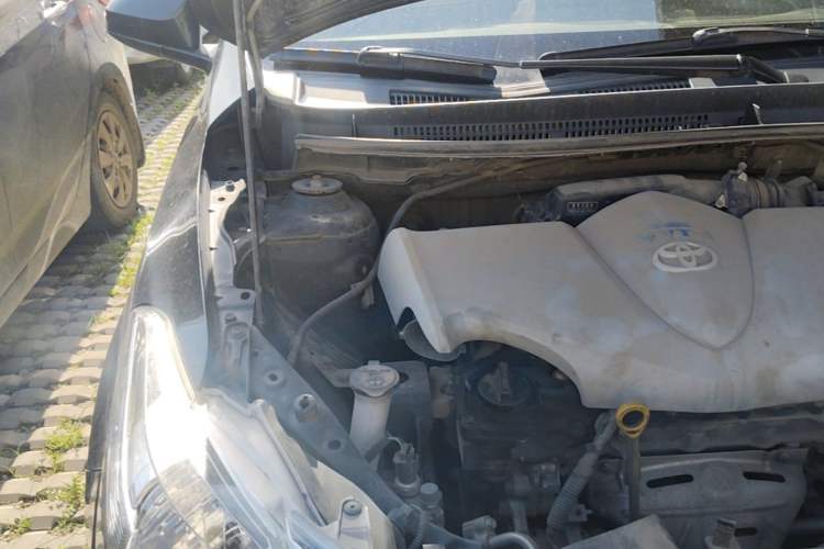 Used Toyota Vios 2014 1.5L Manual ZhiZhen Edition Engine Bay Right