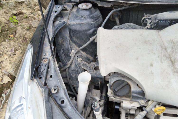 Used Toyota Vios 2014 1.5L Manual ZhiZhen Edition Engine Bay Right