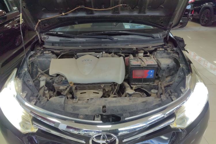 Used Toyota Vios 2014 1.5L Automatic ZhiShang Edition Engine Bay