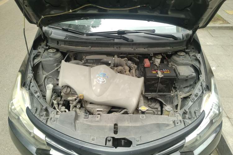 Used Toyota Vios 2014 1.3L Manual Value Edition Engine Bay