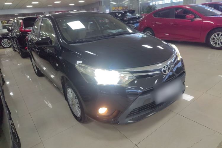 Used Toyota Vios 2014 1.5L Automatic ZhiShang Edition Exterior 2