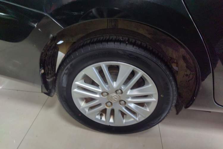 Used Toyota Vios 2014 1.5L Automatic ZhiShang Edition Exterior 8