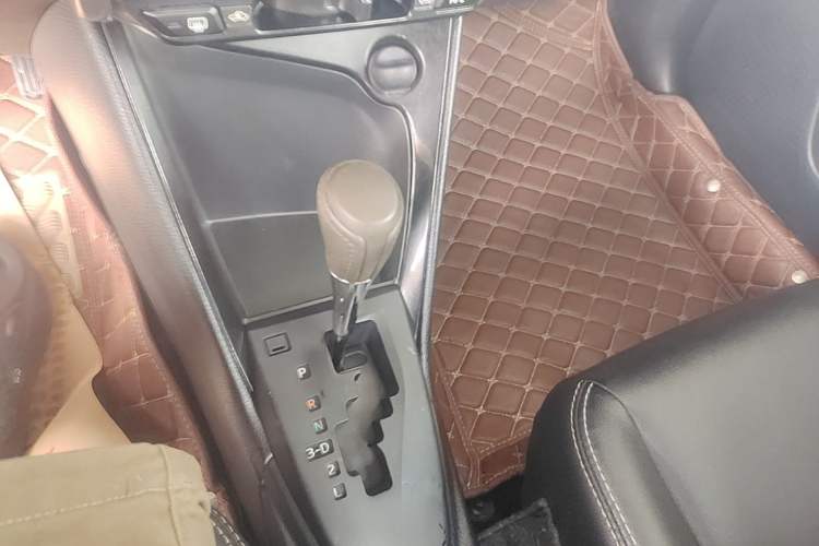 Used Toyota Vios 2014 1.5L Automatic ZhiZhen Edition Gear Lever