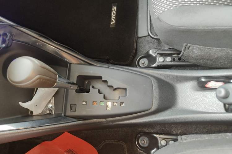 Used Toyota Vios 2014 1.5L Automatic ZhiZhen Edition Gear Lever