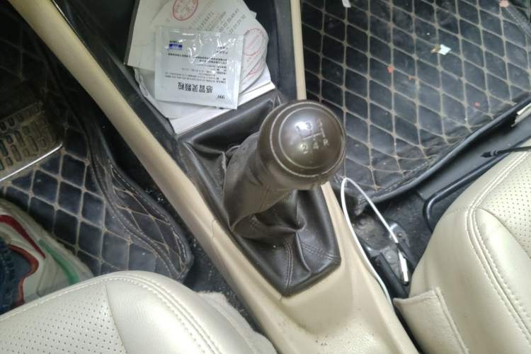 Used Toyota Vios 2014 1.3L Manual Value Edition Gear Lever