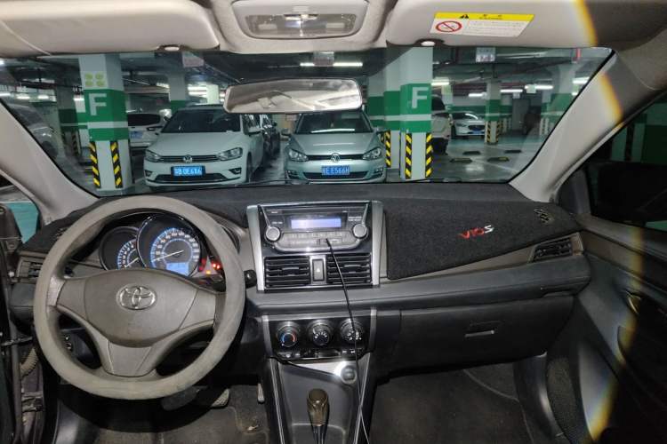 Used Toyota Vios 2014 1.3L Automatic Standard Edition Headliner