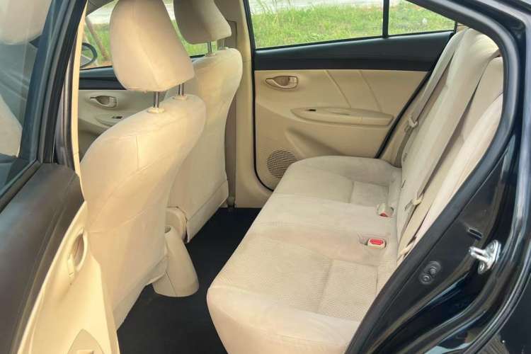 Used Toyota Vios 2014 1.5L Automatic ZhiZhen Edition Interior 3