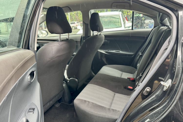 Used Toyota Vios 2014 1.5L Automatic ZhiZhen Edition Interior 8