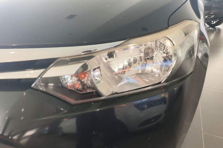 Used Toyota Vios 2014 1.5L Automatic ZhiZhen Edition Left Front Headlight