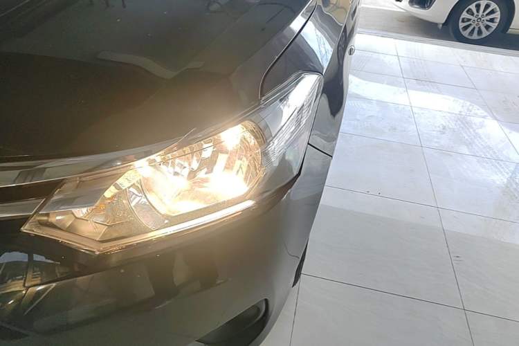Used Toyota Vios 2014 1.5L Automatic ZhiZhen Edition Left Front Headlight