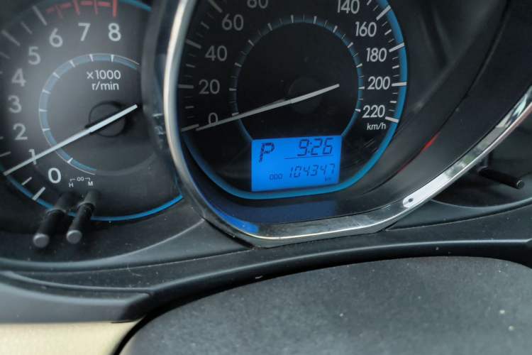 Used Toyota Vios 2014 1.5L Automatic ZhiZhen Edition Odometer Close Up