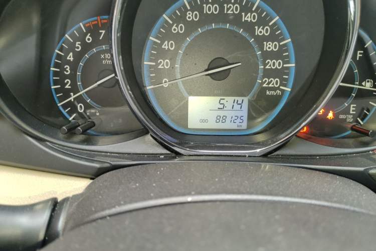 Used Toyota Vios 2014 1.3L Manual Value Edition Odometer Close Up