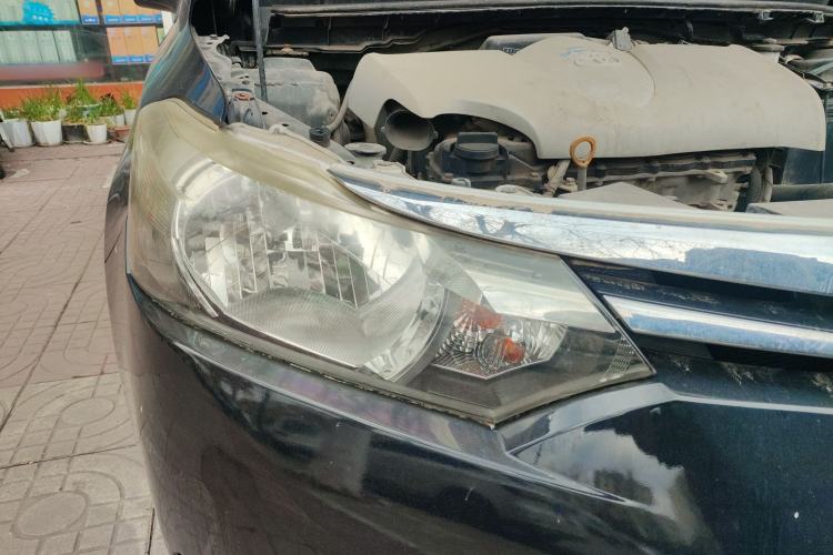 Used Toyota Vios 2014 1.5L Manual ZhiZhen Edition Right Front Headlight