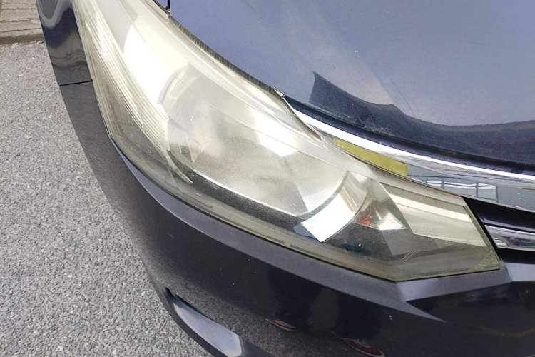 Used Toyota Vios 2014 1.5L Manual ZhiZhen Edition Right Front Headlight
