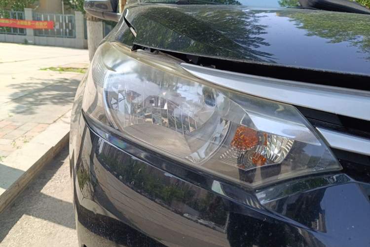 Used Toyota Vios 2014 1.3L Manual Xiang Edition Right Front Headlight