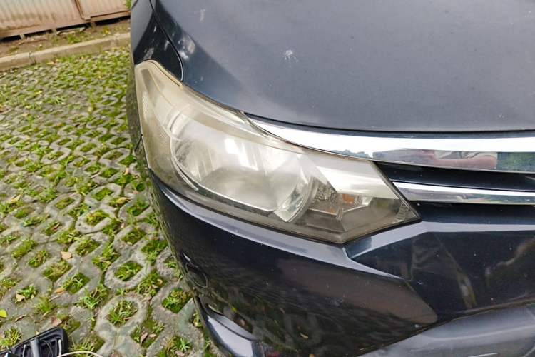 Used Toyota Vios 2014 1.5L Automatic Smart Edition Right Front Headlight