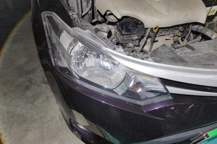 Used Toyota Vios 2014 1.3L Automatic Standard Edition Right Front Headlight