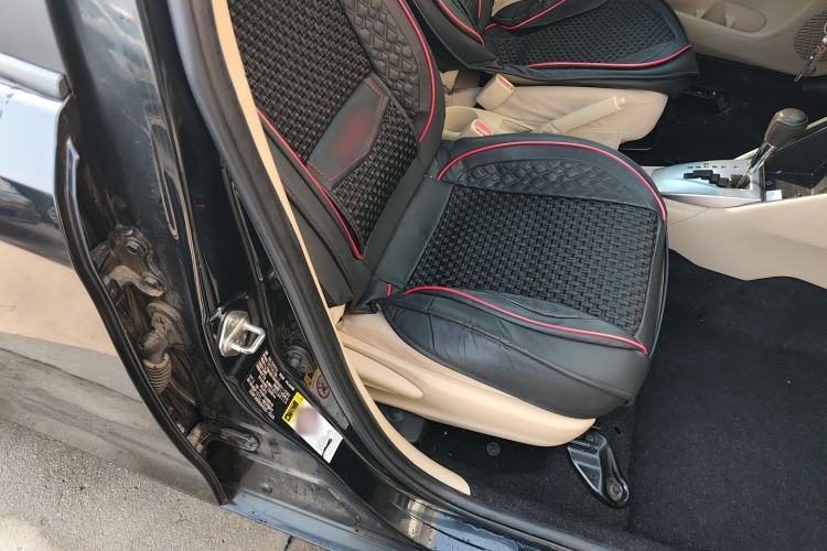 Used Toyota Vios 2014 1.5L Automatic ZhiShang Edition Right Front Seat