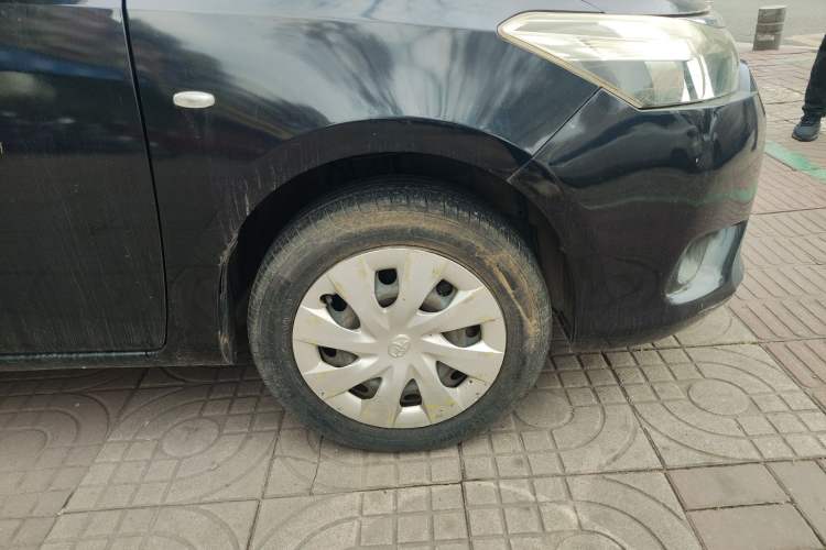 Used Toyota Vios 2014 1.5L Manual ZhiZhen Edition Right Front Wheel Hub