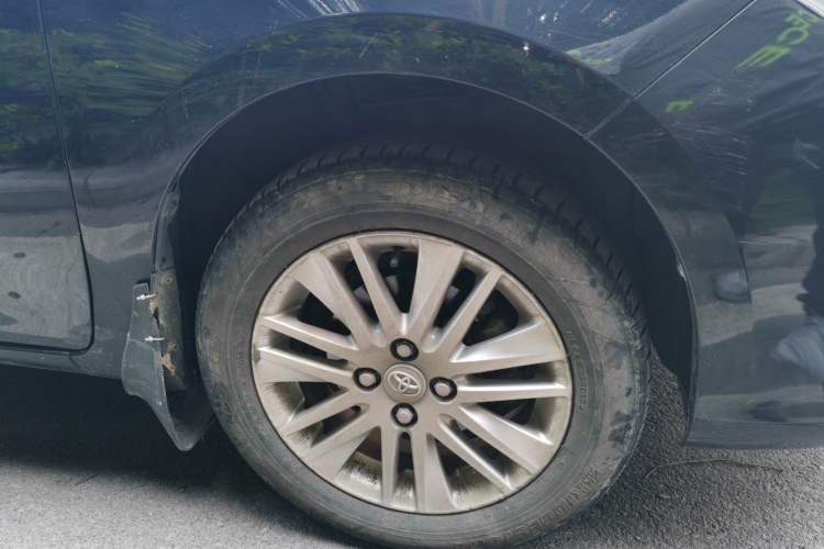 Used Toyota Vios 2014 1.5L Manual ZhiShang Edition Right Front Wheel Hub